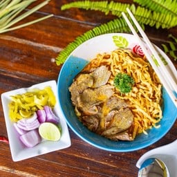 ข้าวซอยเนื้อ