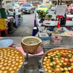 ขนมจีนกิมธง จรัญฯ40