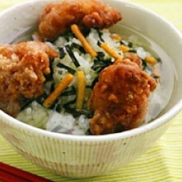 Chaduke-Karaage3P-200g ข้าวต้มร้อน+ไก่ทอด 3 ชิ้น-200g 茶漬けからあげ200