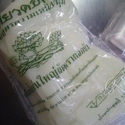 ก๋วยเตี๋ยวเส้นใหญ่ผัด ตราดอกบัว