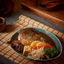 หัวปลาแซลมอนนึ่งซีอิ๊ว