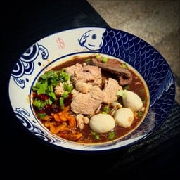 หมูชิ้น ตับ ลูกชิ้น