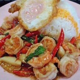 ยำไก่กรอบ อาหารจานเดียว