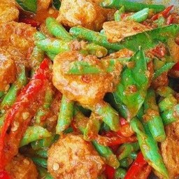 เต้าหู้ผัดพริกแกง(ไม่มีเนื้อสัตว์)