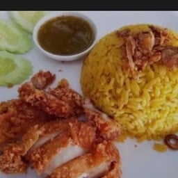 ไก่ทอดหาดใหญ่ ( ฮาลาล ) ตลาดประชานิเวศน์ 1