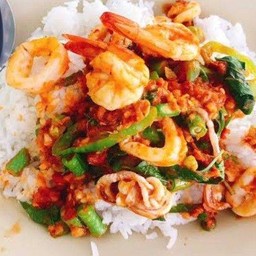 ผัดพริกแกงทะเล