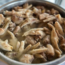 ต้มตีนไก่(พิเศษสุดๆ) รับคอลลาเจนในตีนไปเต็มๆ ใสกิ๊ก