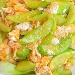 แตงผัดไข่