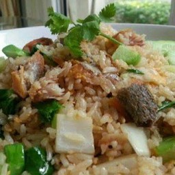 ข้าวผัดปลาเค็ม