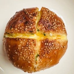 ขนมปังหลายใจ