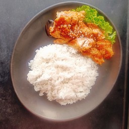 ข้าวไก่ทอดซอสเทอริยากิ