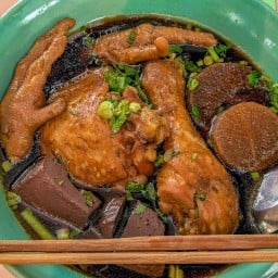 ก๋วยเตี๋ยวไก่มะระ (ซอยตัน) ห้วยใหญ่