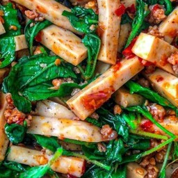 หมูยอผัดใบโหรพา