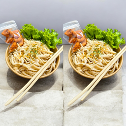 ชอบกินหมี่ไก่ฉีก