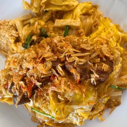 ผัดไทยหมูกรอบ