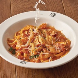 พัพพาร์เดลล์เบคอนพิ้งค์ซอส