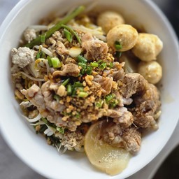 เจ้าปราง ก๋วยเตี๋ยวหมู