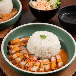 เซต ข้าวฉู่ฉี่หมูกรอบ