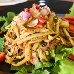 ซุปหน่อไม้ปลาร้าหอม