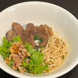 บะหมี่แห้งเนื้อตุ๋น