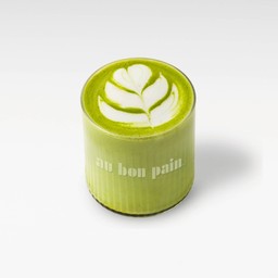 มัทฉะลาเต้ร้อน