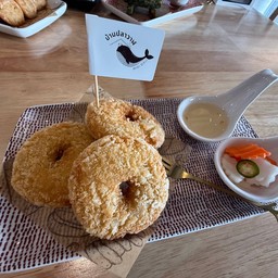 โดนัทกุ้ง ทุ่งลาเวนเดอร์