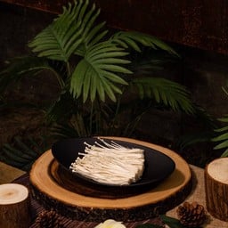 เห็ดเข็มทอง