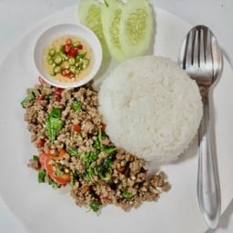 ข้าวกระเพราหมูหมักองศา