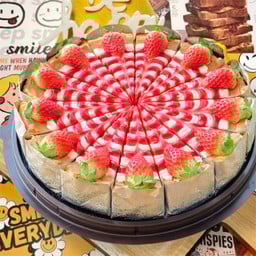 ชีสเค้ก ( 3ปอนด์ ) - Strawberry Cream Cheese  - ฟรีป้ายปัก HBD