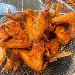 ปีกไก่ทอด