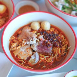 เตี๋ยวหมู ซุปหม่าล่านม