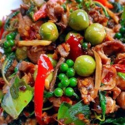 ผัดเผ็ดหมูป่า