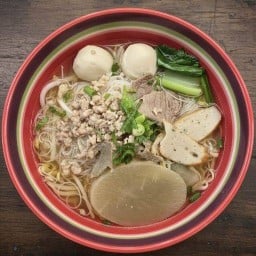 ก๋วยเตี๋ยวเสริมสกุล