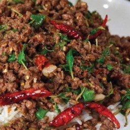 กระเพราเนื้อ