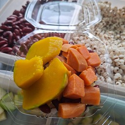 สลัดธัญพืช+มันแครอท+ฟักทอง