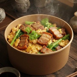 ข้าวแห้งหมูกรอบ