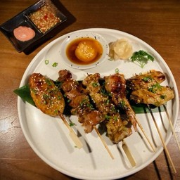 B01 - เซ็ตยากิโทริ Shikiya Yakitori Set