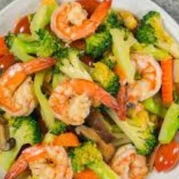 ผัดผักรวมมิตรกุ้ง