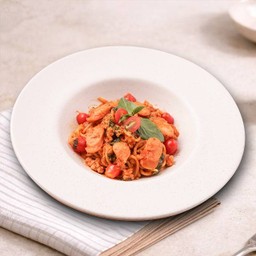 สปาเกตตีซอสไก่ ( Spaghetti with Chicken Tomato Sauce )