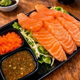 แซลมอนซาซิมิ