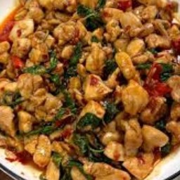 ผัดกระเพราไก่