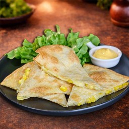 เกซาดิยาข้าวโพดชีส ( Corn and Cheese Quesadilla )