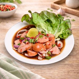 ยำนัวไส้กรอก ( Spicy Sausage Salad with Fermented Fish Sauce )