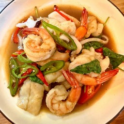 ผัดกะเพราทะเล(กับข้าว)