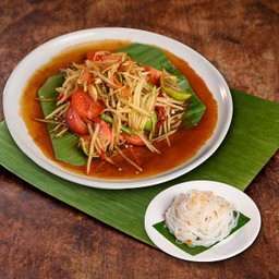 ตำเส้นเล็ก ( Spicy Wide Rice Noodle Salad )