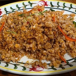 น้ำ หนึ่งหกศูนย์แปด