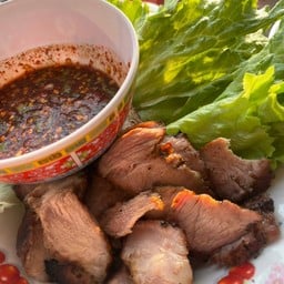 ฝนฝนลูกชิ้นทอด