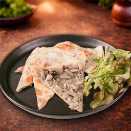 เกซาดิยาเห็ดทรัฟเฟิล ( Truffle Mushroom Quesadillas )
