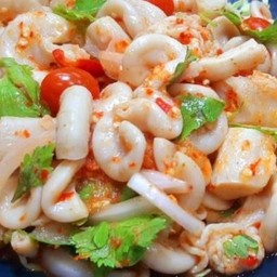 ยำใส้ตัน