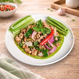 ลาบหมู ( Spicy Minced Pork Salad )